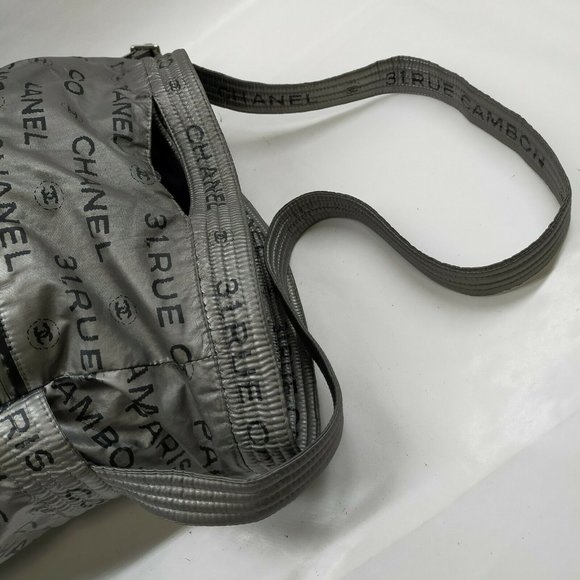 authentic Chanel Shoulder Bag Metalic Nylon - Picture 4 of 9